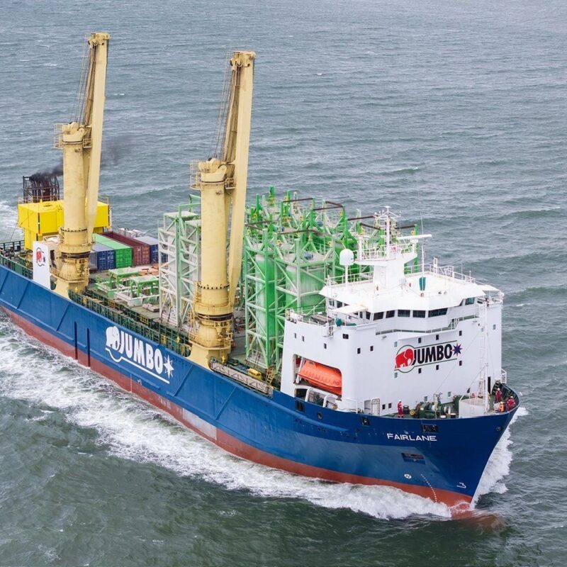 Delivery of Grout Silos to Vlissingen, jumbo fairlane, heavy lift vessel, jumbo maritime